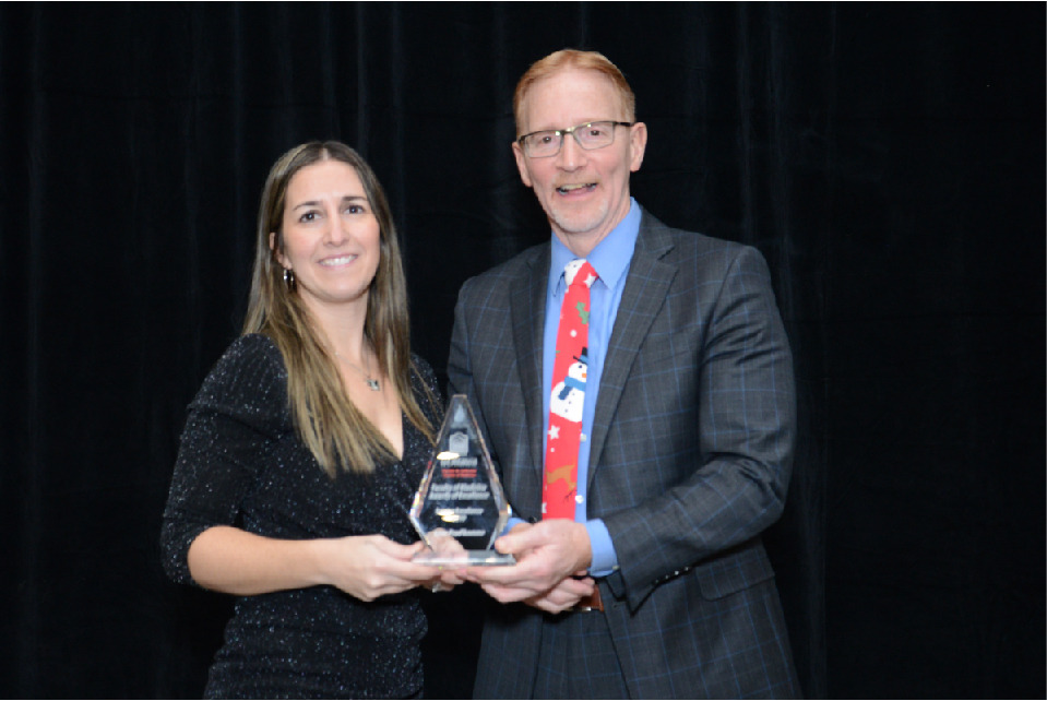 Dr. Jasmin, Dean of the Faculty of Medicine, with Lynn Prud'homme, 2019 Service Excellence award winner.